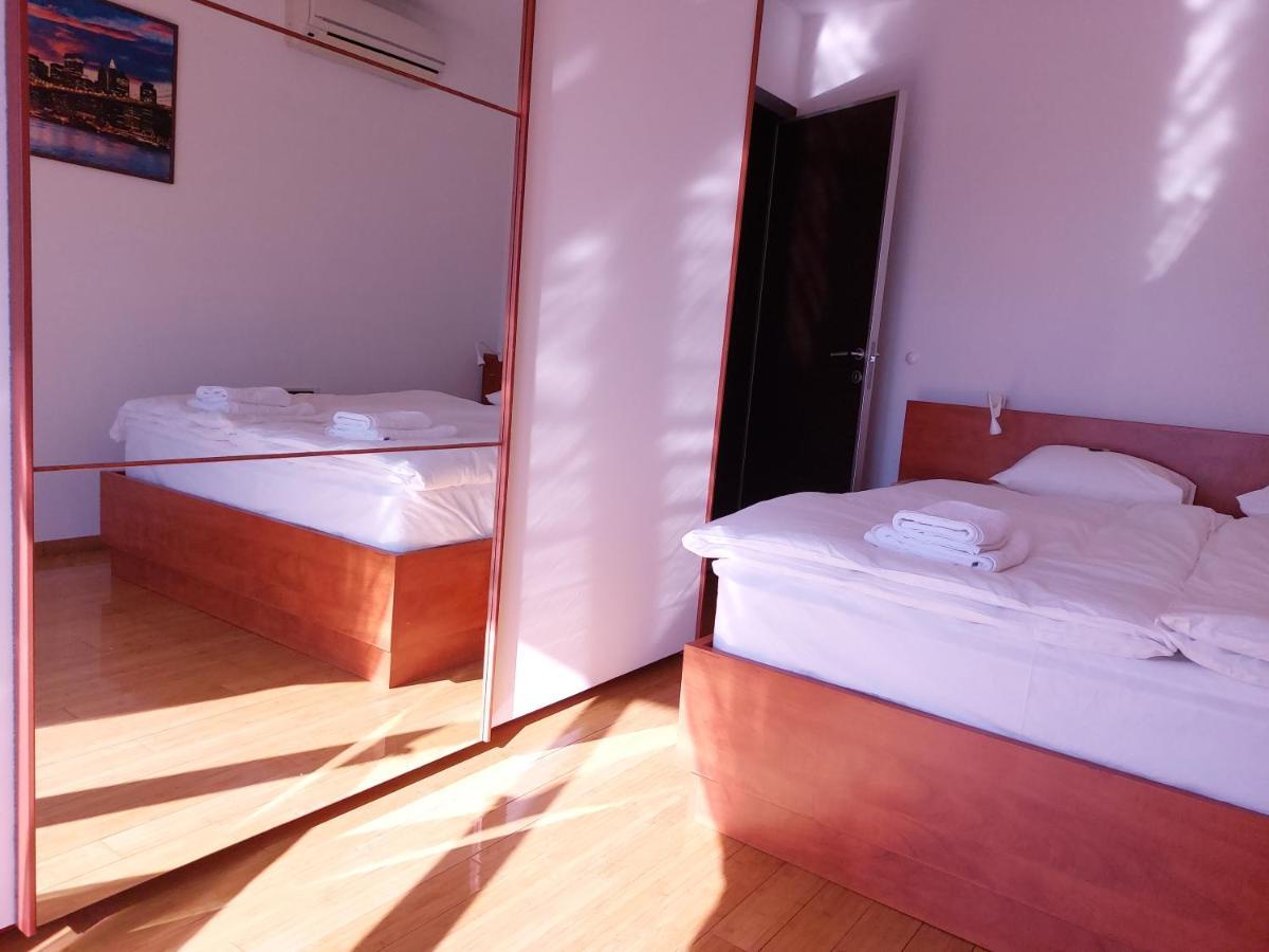 Starry Night - Smart Tv, Extra Big Bed, Big Bathtub, Private Parking, Sea View, Wifi, 2Bedrooms Volosko Exterior photo